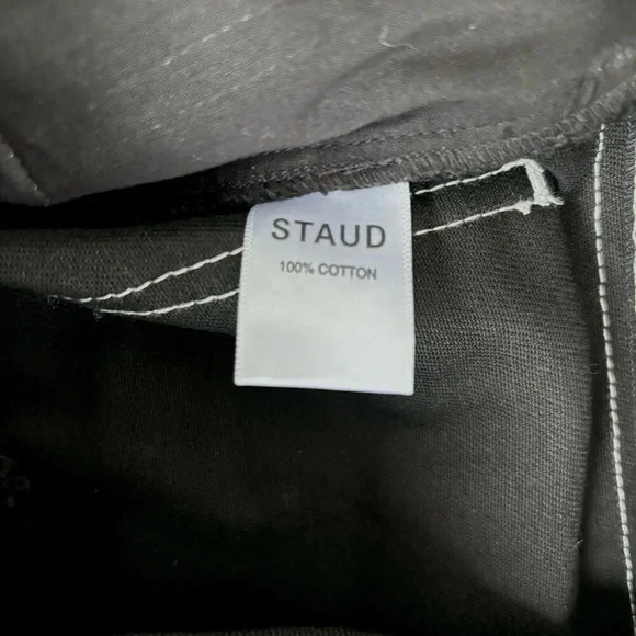 NWT Staud Noemie Embroidered Scallop Non-stretch Denim Shorts in Black Size 4 - Picture 6 of 6